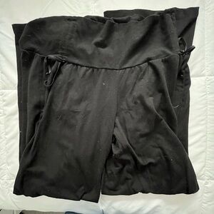 Old Navy Black Stretchy Pants. Size Large